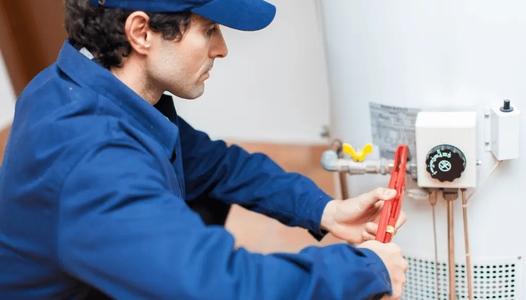 DIY Pool Heater Repairs vs. Professional Service: What’s the Smarter Choice? DIY Pool Heater Repairs vs. Professional Service: What’s the Smarter Choice?