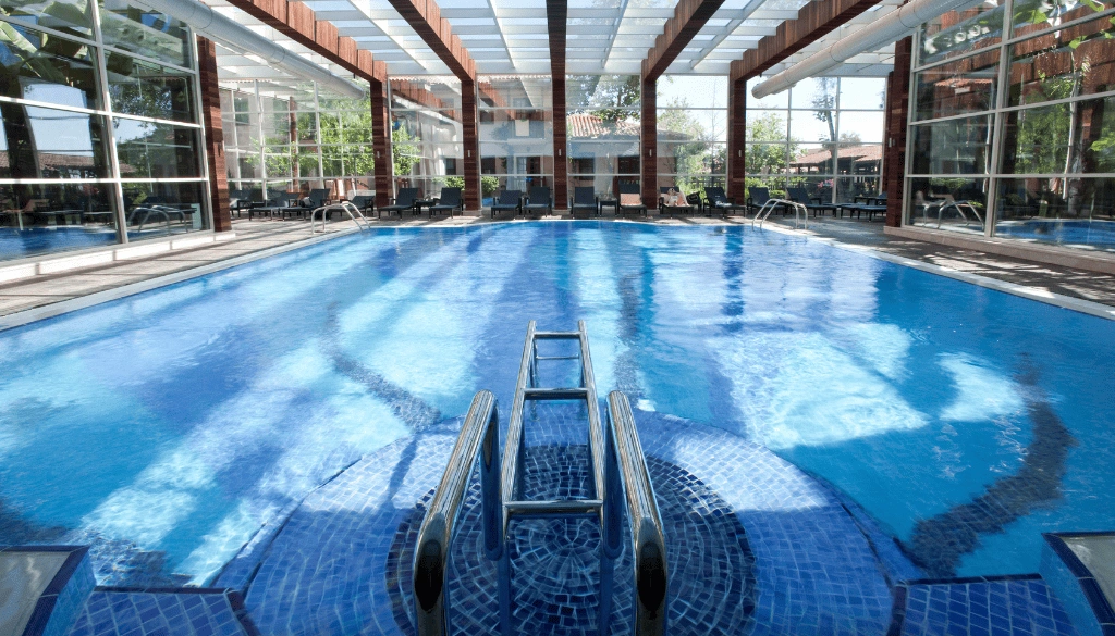 Salt Water Chlorinators for Small vs Large Pools: Key Differences