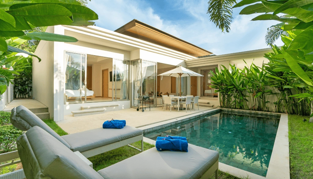 Pool Water Feature Maintenance Tips for Clear, Smooth Operation Pool Water Feature Maintenance Tips for Clear, Smooth Operation