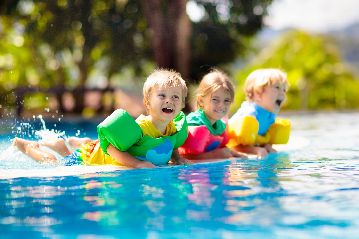 Pool Platforms For Kids, Guests, And Safer Swimming Areas Pool Platforms For Kids, Guests, And Safer Swimming Areas