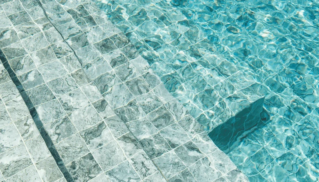 The Benefits of Adding Mosaic Artwork to Your Pool